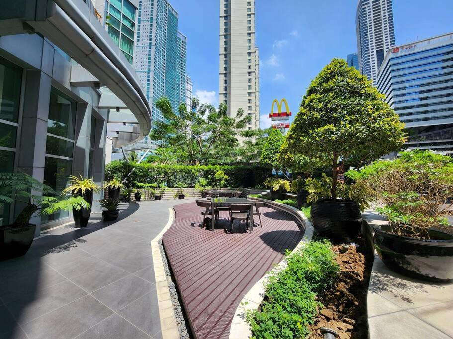 Bgc Fresh & Cozy Studio Near Burgos Circle With Fast Internet Connection Manila Exterior photo