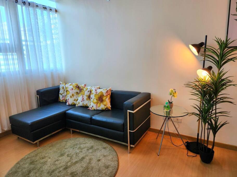 Bgc Fresh & Cozy Studio Near Burgos Circle With Fast Internet Connection Manila Exterior photo